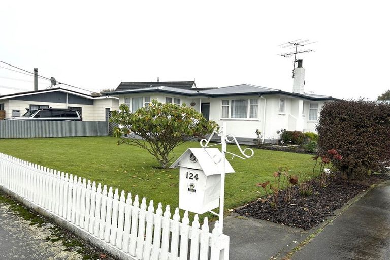 Photo of property in 124 High Street, Solway, Masterton, 5810