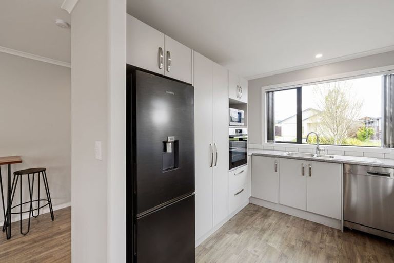 Photo of property in 12 Hapu Avenue, Baverstock, Hamilton, 3200