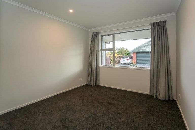 Photo of property in 1/4 Payling Lane, Mairehau, Christchurch, 8052