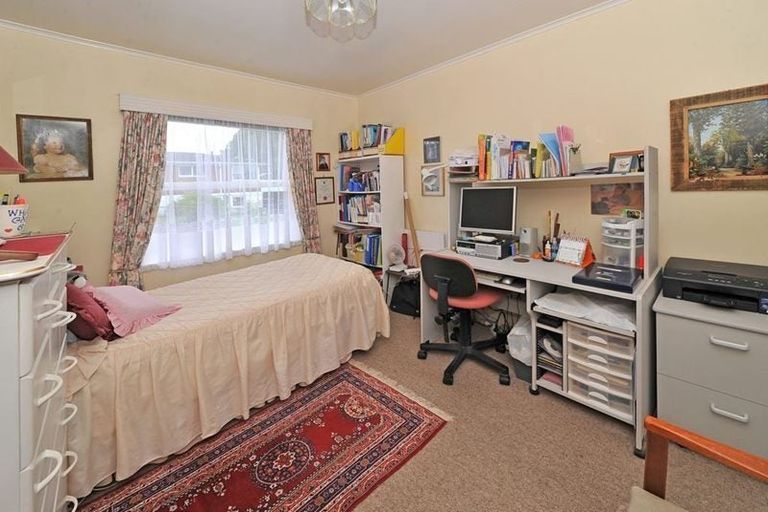 Photo of property in 4/8 Hooker Place, Papatoetoe, Auckland, 2025