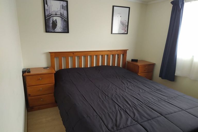 Photo of property in 36 Sturm Avenue, Massey, Auckland, 0614