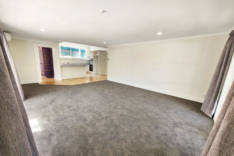 Photo of property in 1 Clyde Road, Bluff Hill, Napier, 4110