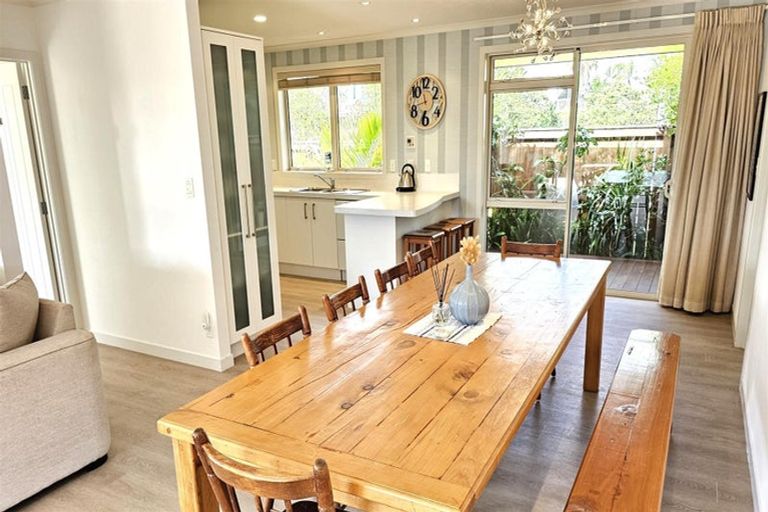 Photo of property in 110 Totara Place, Matarangi, Whitianga, 3592