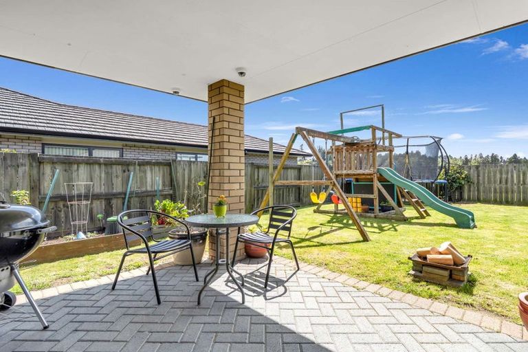 Photo of property in 15 Carroll Place, Owhata, Rotorua, 3010