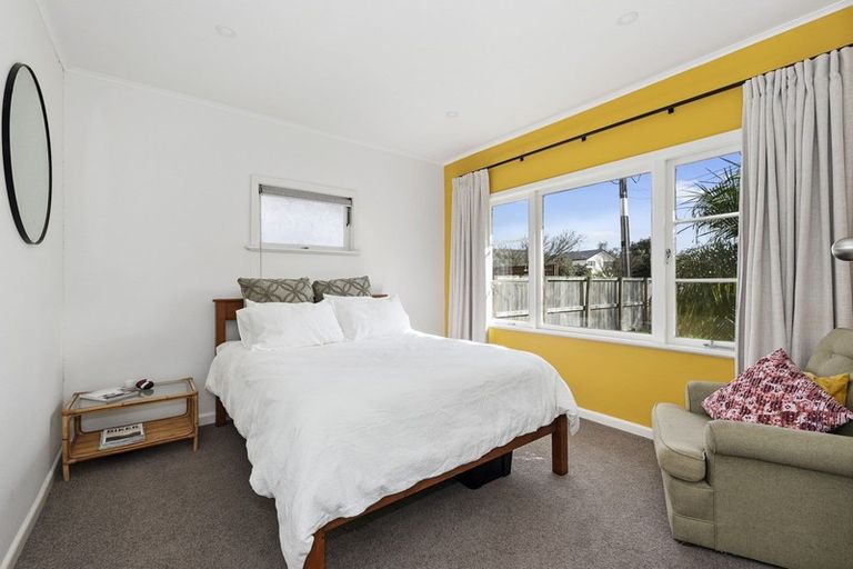 Photo of property in 3 Mahana Road, St Andrews, Hamilton, 3200