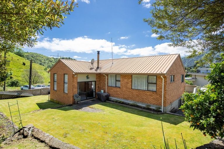 Photo of property in 68 Scotland Street, Picton, 7220