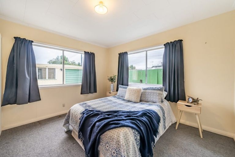 Photo of property in 46 Wilford Street, Wallaceville, Upper Hutt, 5018