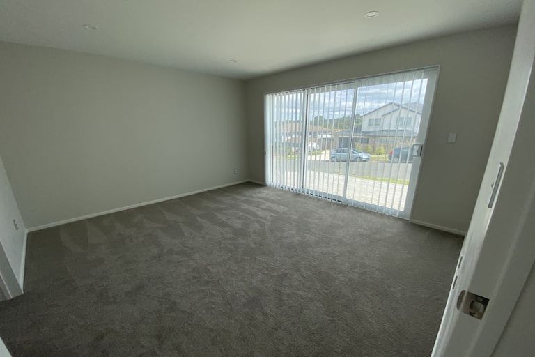 Photo of property in 38 Takurua Terrace, Orewa, 0931