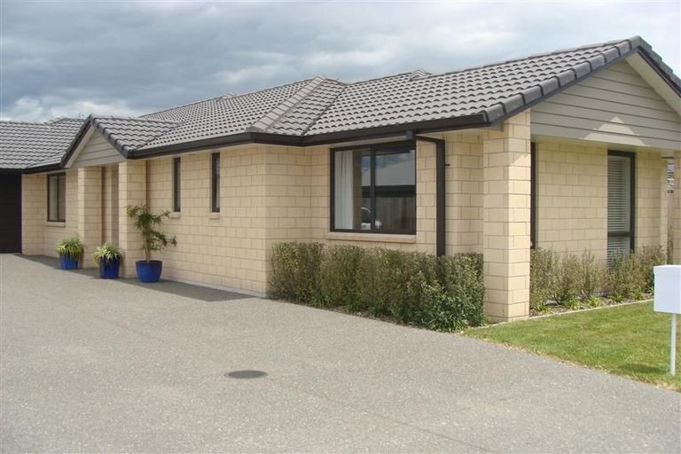 Photo of property in 48 Penetaka Heights, Pyes Pa, Tauranga, 3112