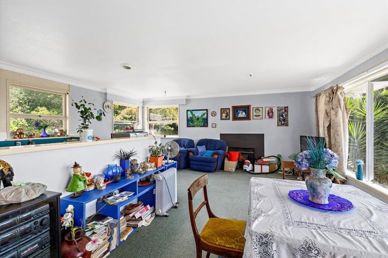 Photo of property in 2850 South Head Road, South Head, Helensville, 0874