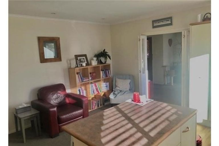 Photo of property in 1/90 Merrin Street, Avonhead, Christchurch, 8042