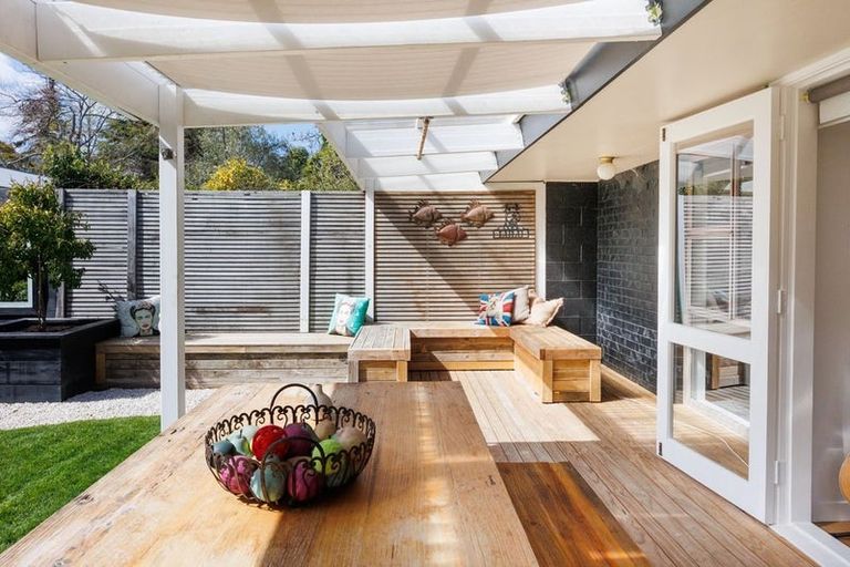 Photo of property in 18d Montgomery Terrace, Hokowhitu, Palmerston North, 4410