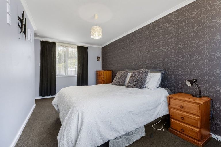 Photo of property in 9 Regent Place, Blagdon, New Plymouth, 4310