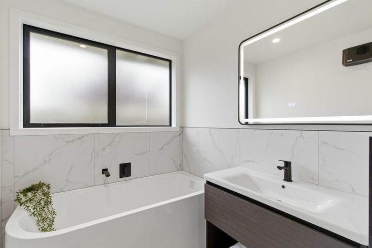 Photo of property in 99 Hoffman Court, Waikiwi, Invercargill, 9810