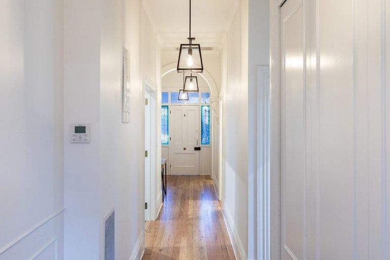 Photo of property in 41 Leinster Road, Merivale, Christchurch, 8014