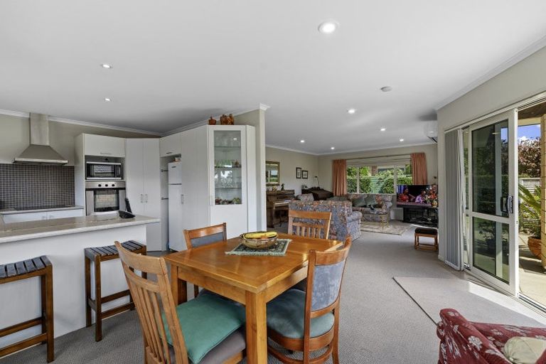 Photo of property in 52 Raukawa Drive, Bethlehem, Tauranga, 3110