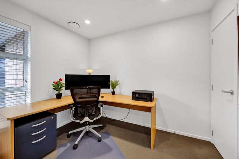 Photo of property in 16 Jules Crescent, Bell Block, New Plymouth, 4312