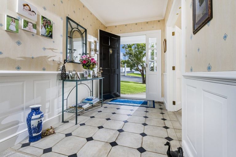 Photo of property in 23 Ewen Street, Hauraki, Auckland, 0622