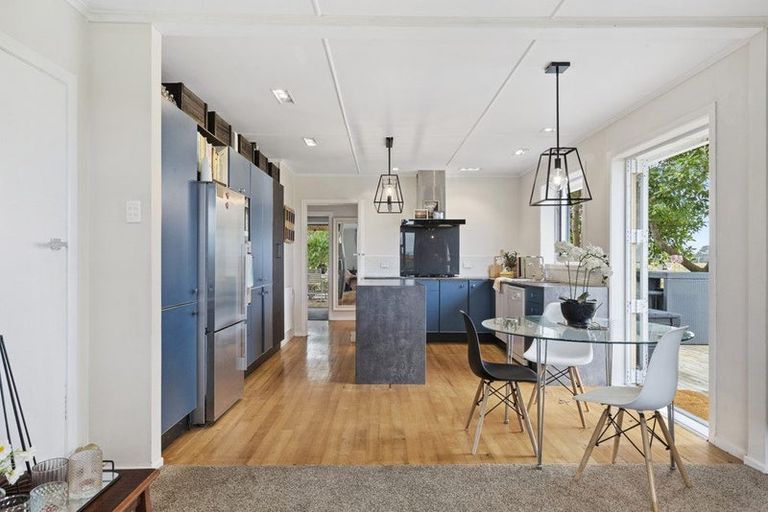 Photo of property in 104 Kaihau Road, Karioitahi, Waiuku, 2683