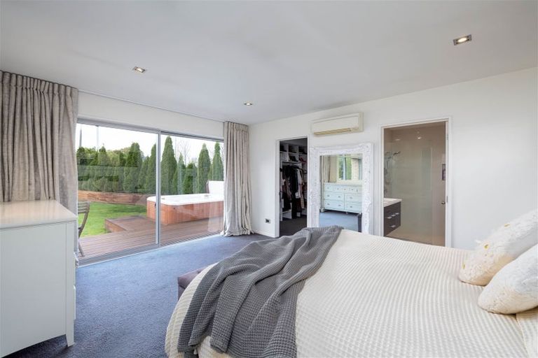 Photo of property in 26 John Campbell Crescent, Hillmorton, Christchurch, 8024