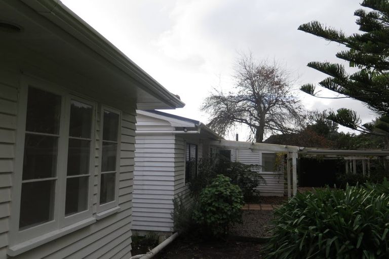 Photo of property in 106 Valley Road, Paraparaumu, 5032