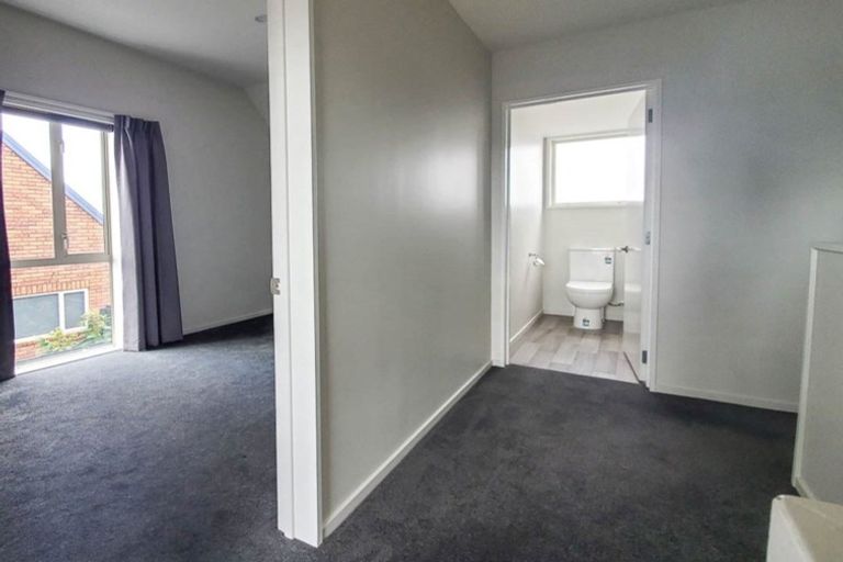 Photo of property in 76a Barbour Street, Waltham, Christchurch, 8011