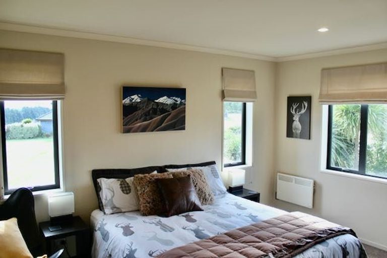 Photo of property in 623 Coleridge Road, Windwhistle, Hororata, 7572