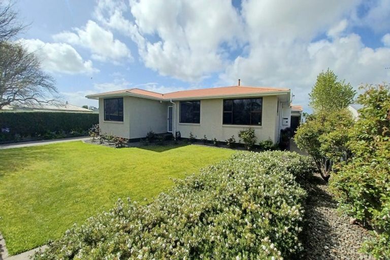 Photo of property in 10 Wera Street, Hawera, 4610