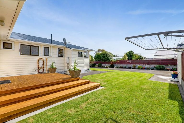 Photo of property in 82 Blake Street, Waitara, 4320