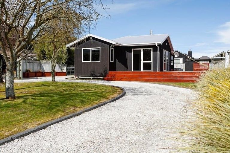 Photo of property in 31a Stanley Street, Wharewaka, Taupo, 3330