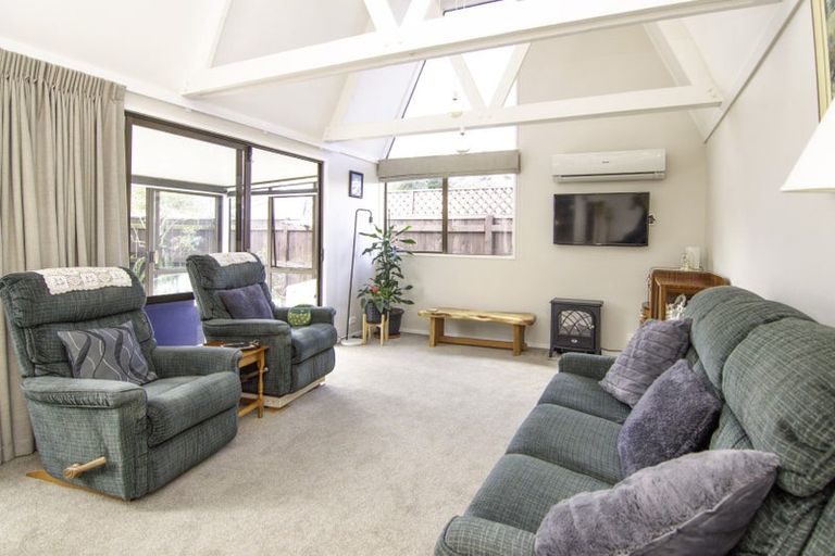 Photo of property in 26 Lane Place, Awapuni, Palmerston North, 4412