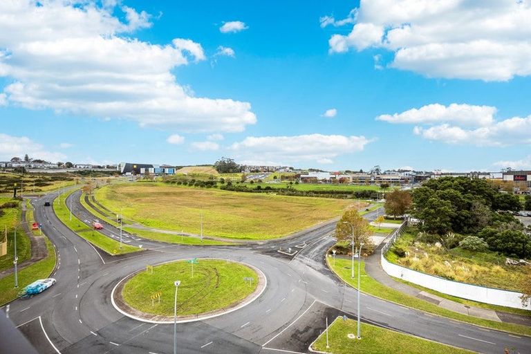 Photo of property in 508/2a Munroe Lane, Albany, Auckland, 0632