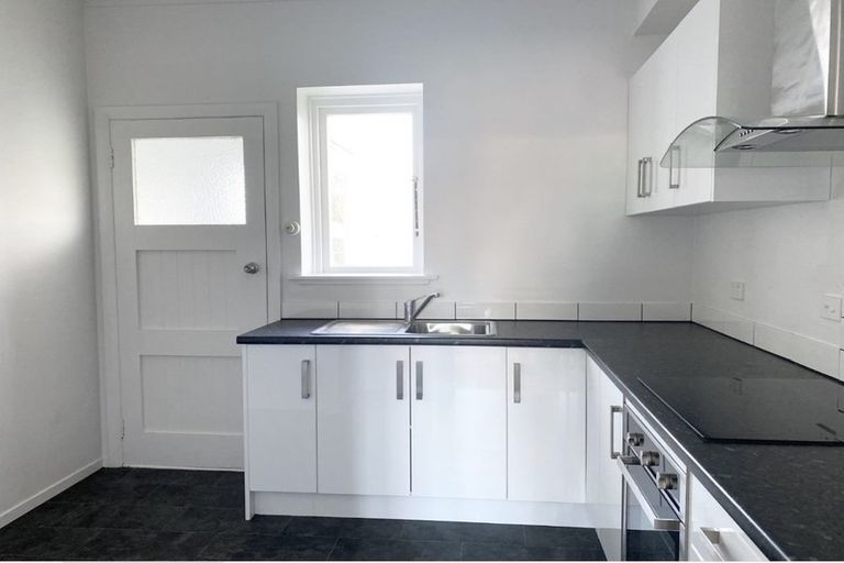 Photo of property in 81-87 Whites Line East, Waiwhetu, Lower Hutt, 5010