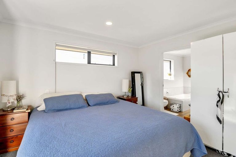 Photo of property in 28 Macdonald Heights, Feilding, 4702