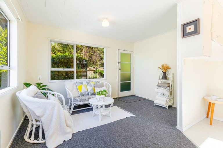 Photo of property in 30 County Road, Torbay, Auckland, 0630