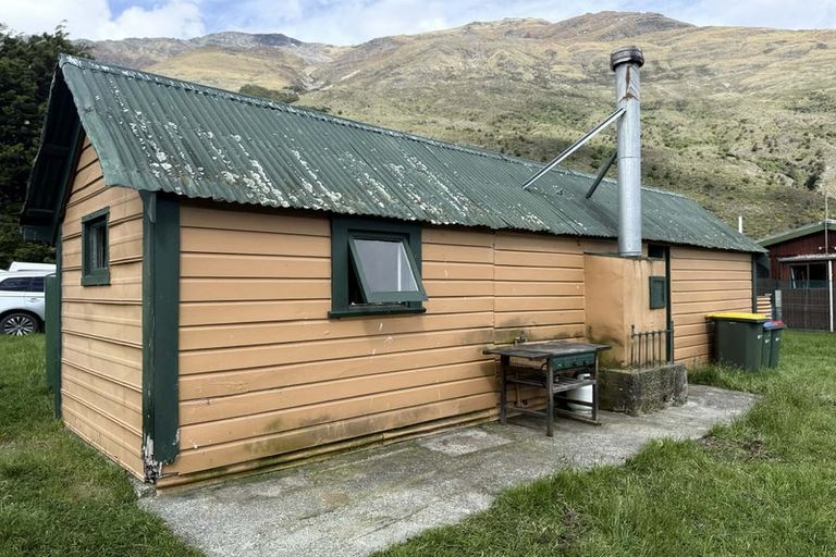 Photo of property in 27 Kiwi Street, Makarora, Wanaka, 9382