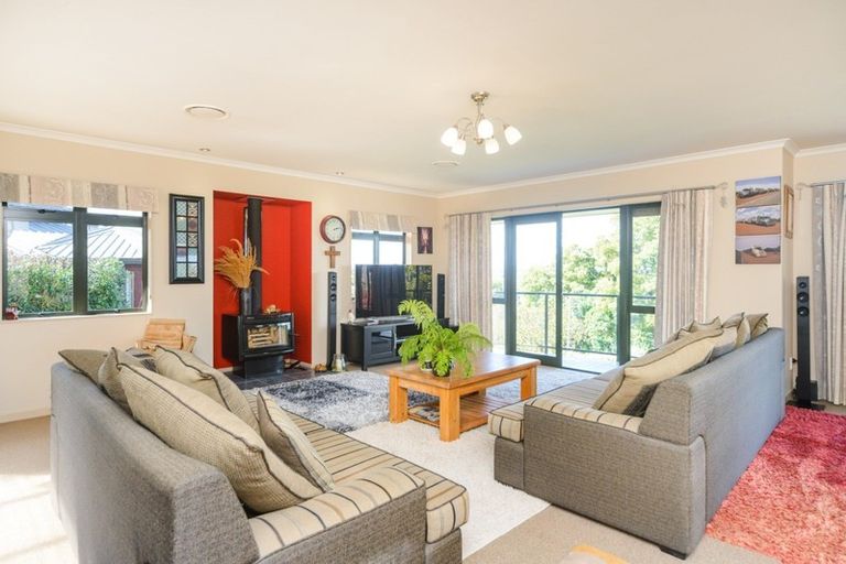 Photo of property in 2 Ranui Place, Feilding, 4702