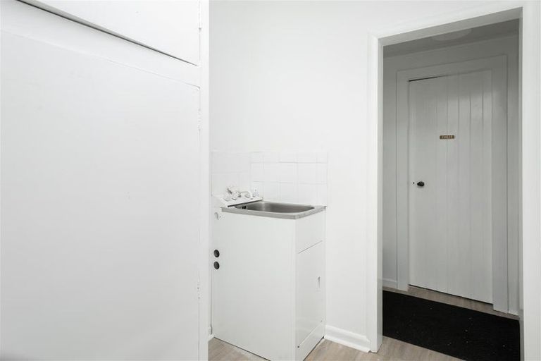 Photo of property in 92 Te Aroha Street, Hamilton East, Hamilton, 3216