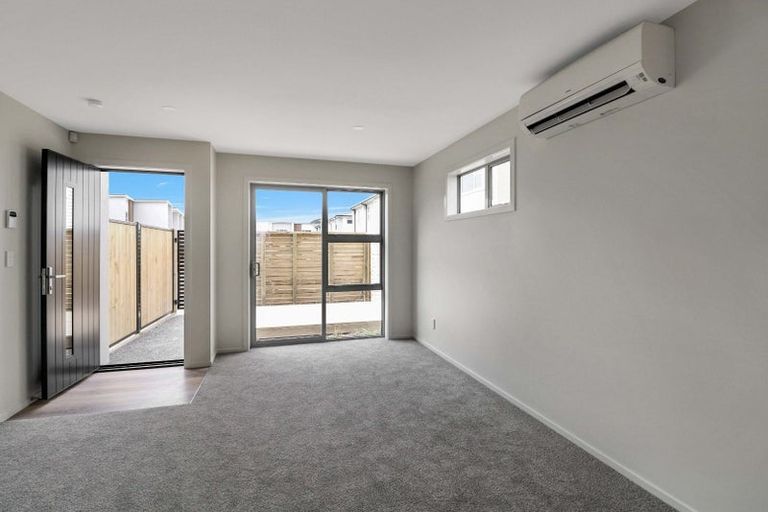 Photo of property in 1 Mcgrath Way, Taita, Lower Hutt, 5011