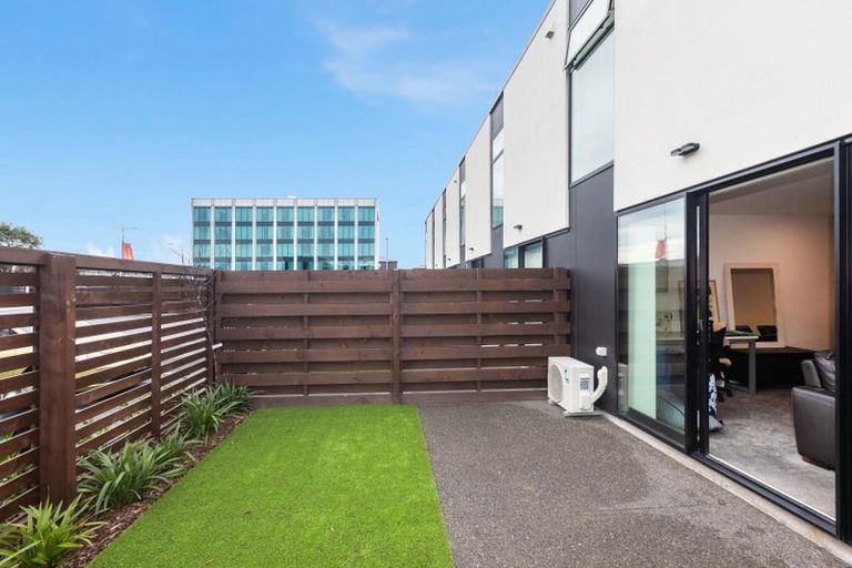 Photo of property in 12/118g Salisbury Street, Christchurch Central, Christchurch, 8013