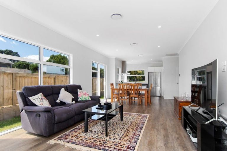 Photo of property in 45c Western Avenue, Omokoroa, 3114