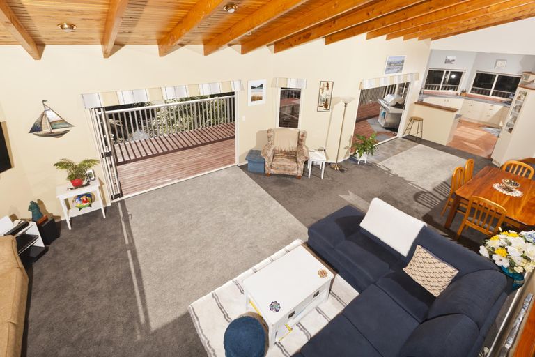 Photo of property in 55 Lauries Drive, Kauri, Kamo, 0185