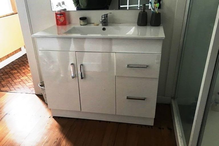 Photo of property in 19 Knighton Road, Hillcrest, Hamilton, 3216