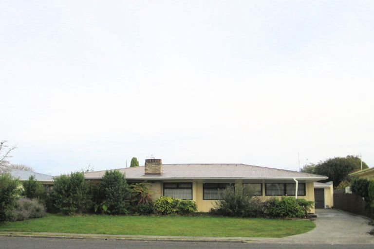 Photo of property in 41 Flanders Avenue, Onekawa, Napier, 4110