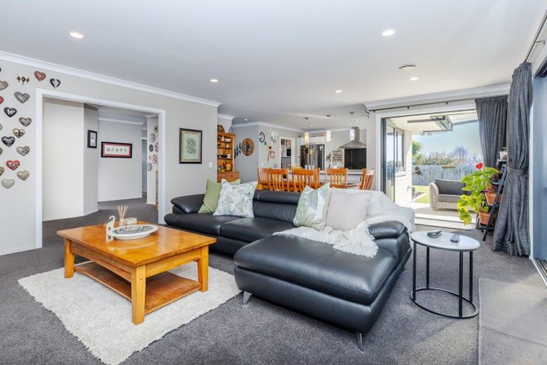 Photo of property in 10 Carlingford Rise, Dinsdale, Hamilton, 3204