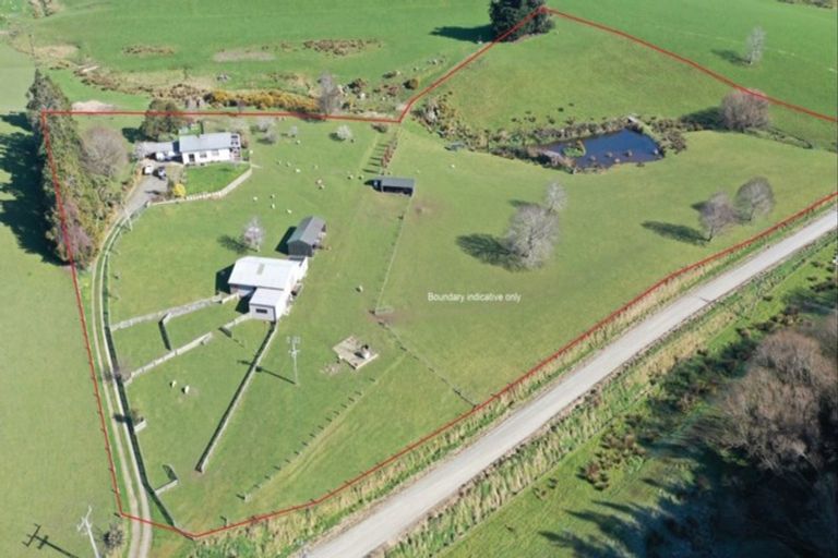 Photo of property in 111 Pollock Road, Glenham, Wyndham, 9891