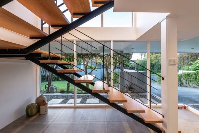 Photo of property in 74 Fisher Parade, Sunnyhills, Auckland, 2010