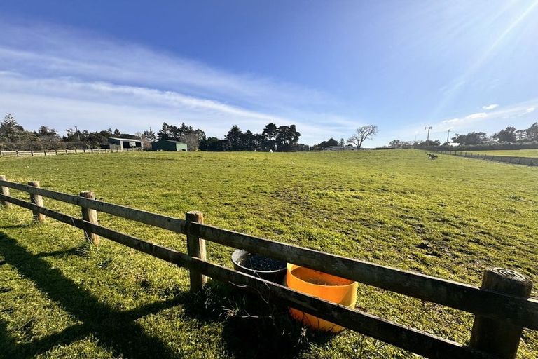 Photo of property in 663 Karaka Road, Karaka, Papakura, 2124