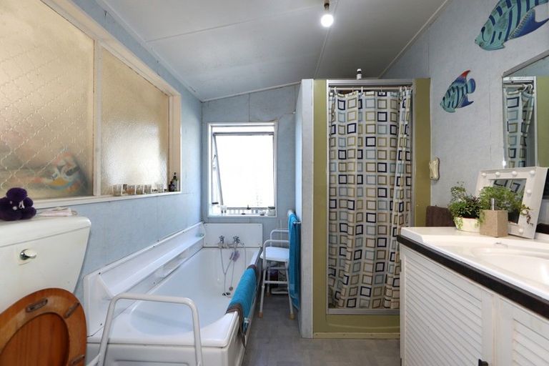 Photo of property in 165 Vigor Brown Street, Napier South, Napier, 4110