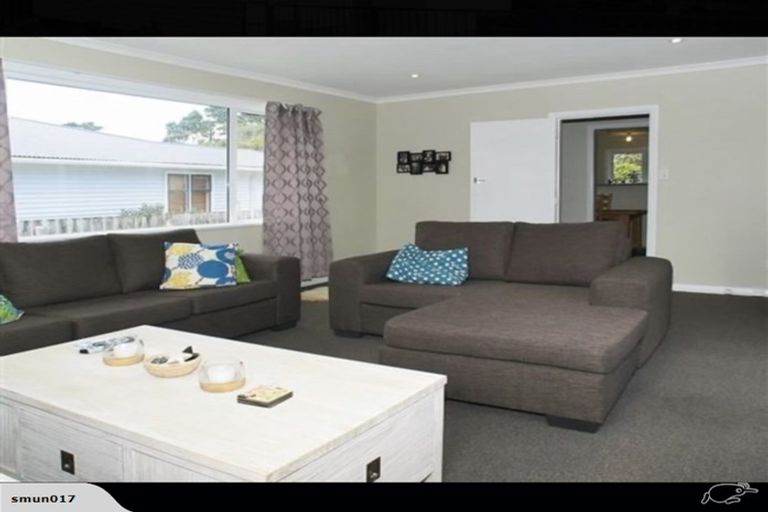 Photo of property in 106 Broderick Road, Johnsonville, Wellington, 6037